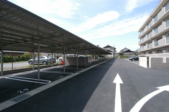 チェーンゲート、屋根もあります。